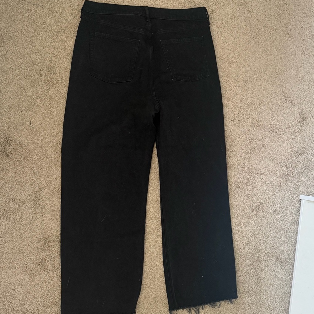 Old Navy Black Cropped Raw-Hem Straight Jeans